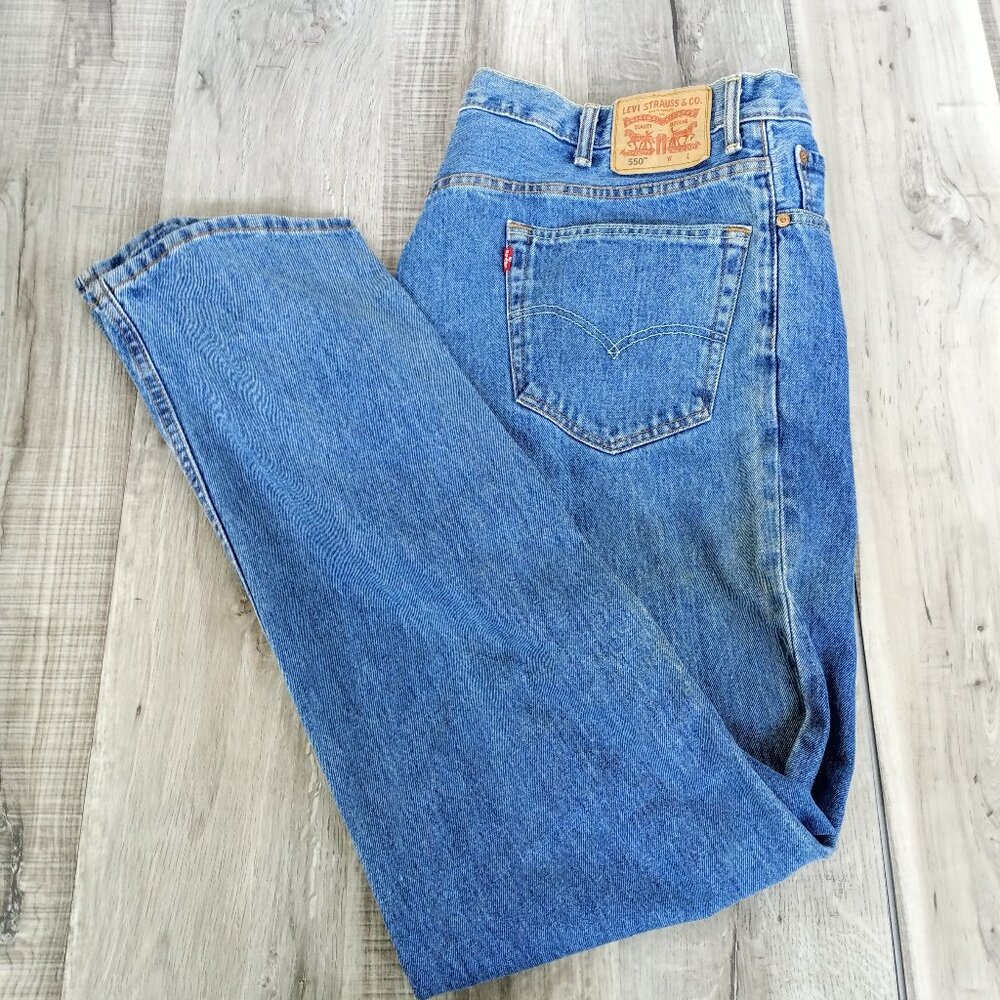 Levi's 550 Jeans 42 Waist 36 Length